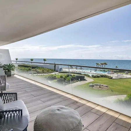 Theedgebythesea Dolphin * Estepona