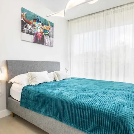 Theedgebythesea Dolphin Apartment Estepona